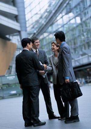 有名ブランドのコーチジャケットなどの輸入会社